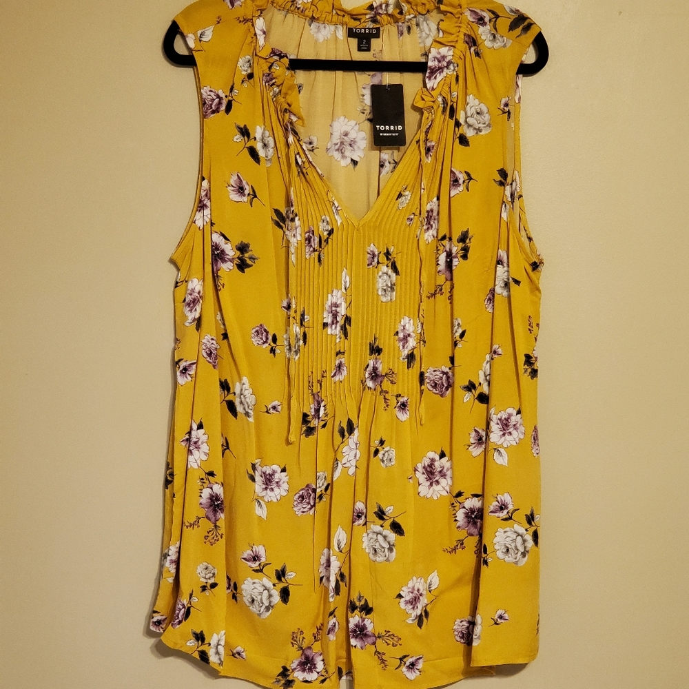 Floral Challis Pintuck Tank